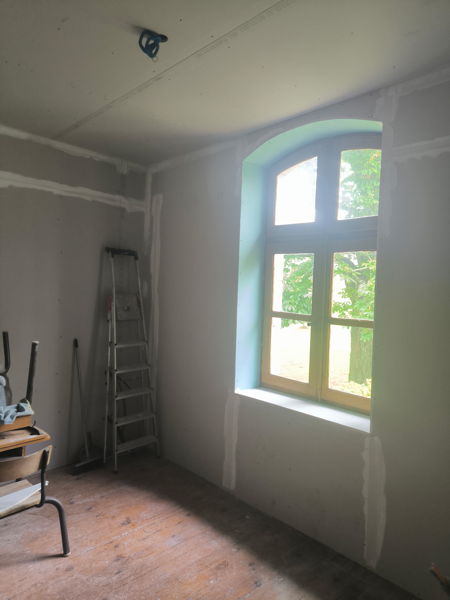 Isolation posée dans une ossature avant fermeture en placo